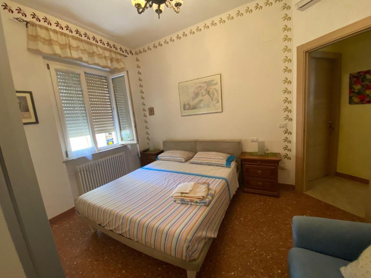 Casa Riri Bed & Breakfast San Benedetto del Tronto Ngoại thất bức ảnh