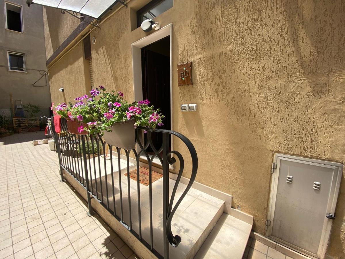 Casa Riri Bed & Breakfast San Benedetto del Tronto Ngoại thất bức ảnh