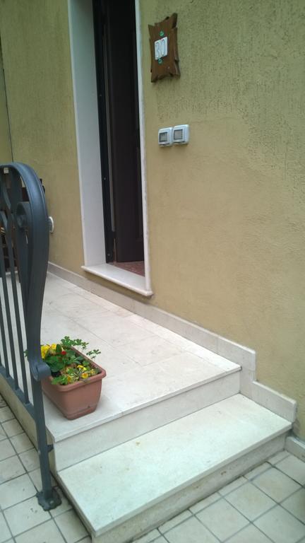 Casa Riri Bed & Breakfast San Benedetto del Tronto Ngoại thất bức ảnh